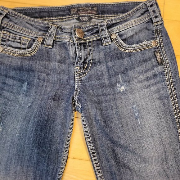 Silver Jeans Capri - Picture 4 of 9